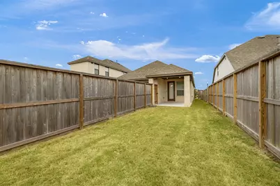 12135 Wild Bend Drive, Mont Belvieu, TX 77523 - Photo 27