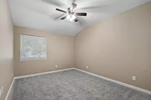 21146 Terrace Vine Ln, Spring, TX 77379 - Photo 11