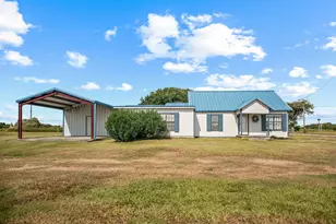 124 Hopper Rd, Tivoli, TX 77990 - Photo 3