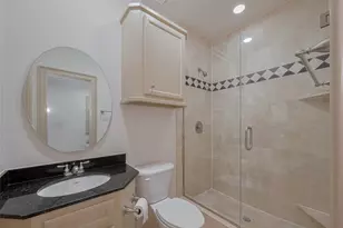 2034 Colquitt St, Houston, TX 77098 - Photo 9