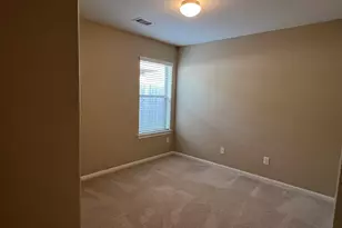 211 Hawks View Dr, La Marque, TX 77568 - Photo 13