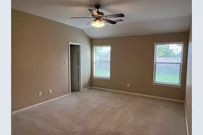 211 Hawks View Drive, La Marque, TX 77568 - Photo 15