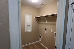 211 Hawks View Dr, La Marque, TX 77568 - Photo 19