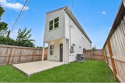 7903 Sunnyhill Street, Houston, TX 77088 - Photo 35