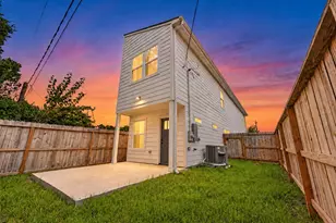 7903 Sunnyhill St, Houston, TX 77088 - Photo 1