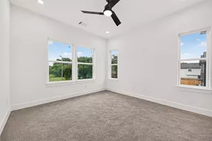 7903 Sunnyhill St, Houston, TX 77088 - Photo 29