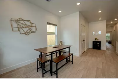 5122 Southwind Street, Houston, TX 77033 - Photo 7