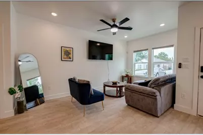 5122 Southwind Street, Houston, TX 77033 - Photo 5