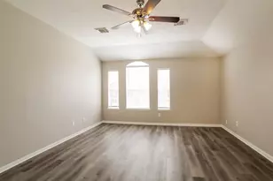 31518 Kingston Village Dr, Spring, TX 77386 - Photo 11