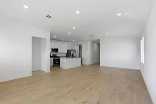 3819 Comila Cross Ct, Fulshear, TX 77441 - Photo 13