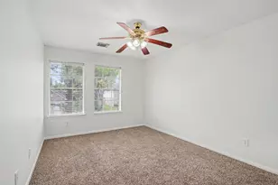 8823 Emerald Heights Ln, Houston, TX 77083 - Photo 19