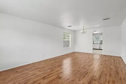 8823 Emerald Heights Lane, Houston, TX 77083 - Photo 7
