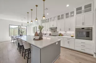 9537 Kerrwood Ln, Houston, TX 77080 - Photo 13