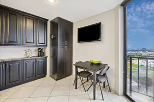 3350 McCue Rd, Houston, TX 77056 - Photo 11