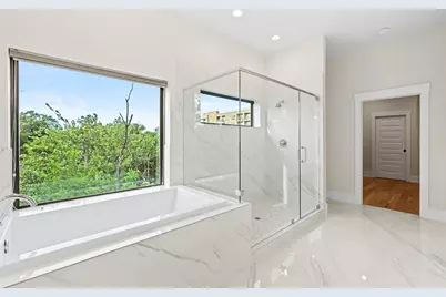 2621 Greenbriar Drive, Houston, TX 77098 - Photo 9