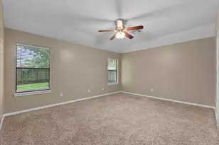 111 Jamestown Ave, Clute, TX 77531 - Photo 19