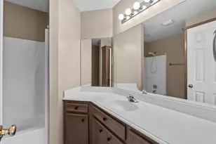 111 Jamestown Ave, Clute, TX 77531 - Photo 27
