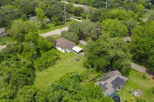 1302 Ross St, La Marque, TX 77568 - Photo 23