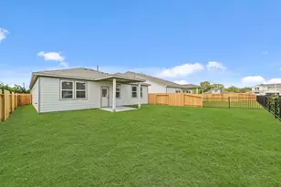 3519 Monroe St, Bay City, TX 77414 - Photo 3