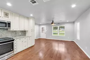 213 County Line Rd, Willis, TX 77378 - Photo 9