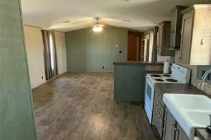 4 Squid Ln, Palacios, TX 77465 - Photo 5