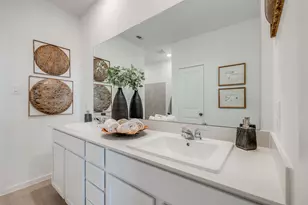 511 Robin St, Angleton, TX 77515 - Photo 17