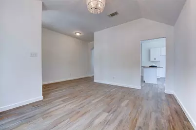 2402 Misty Falls Court, Richmond, TX 77406 - Photo 5