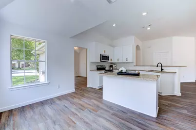 2402 Misty Falls Court, Richmond, TX 77406 - Photo 17