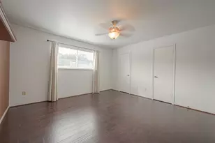 10217 Longmont Dr, Houston, TX 77042 - Photo 23