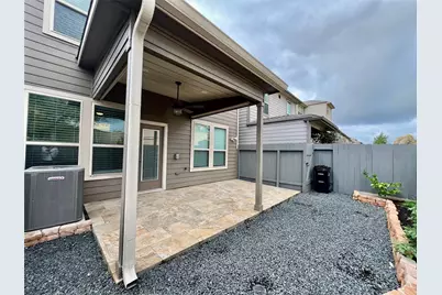 10916 Cannes Memorial Drive, Houston, TX 77043 - Photo 33