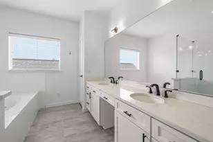 1128 W 26th St, Houston, TX 77008 - Photo 31