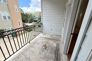 1128 W 26th St, Houston, TX 77008 - Photo 37