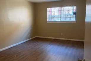 5212 Arboles Dr, Houston, TX 77035 - Photo 3