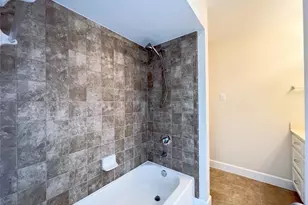 11504 Main Pine Dr, Houston, TX 77025 - Photo 11