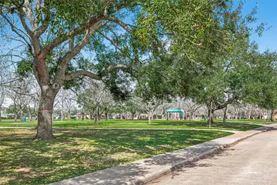 3111 Barnhill Lane, Sugar Land, TX 77479 - Photo 49