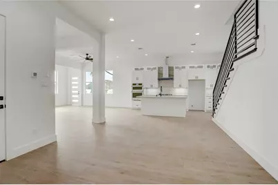 6816 Hartland Avenue, Houston, TX 77055 - Photo 15