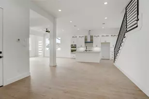 6816 Hartland Ave, Houston, TX 77055 - Photo 15