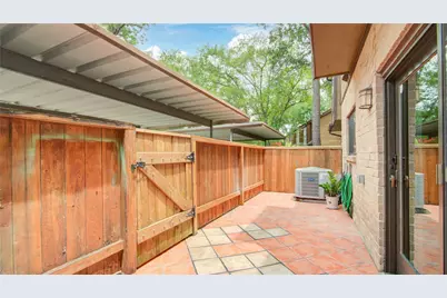 11711 Memorial Drive #11, Houston, TX 77024 - Photo 27