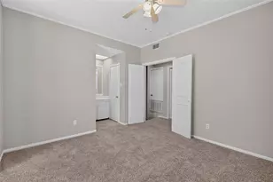 11711 Memorial Dr, Houston, TX 77024 - Photo 17
