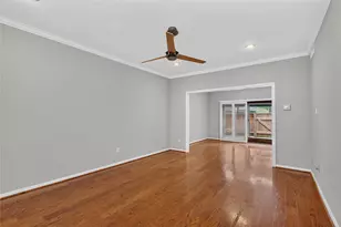 11711 Memorial Dr, Houston, TX 77024 - Photo 7