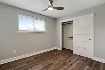 202 Brandywyne Drive, Friendswood, TX 77546 - Photo 9