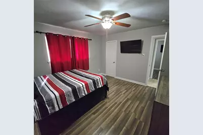 1805 N 5th Street, Baytown, TX 77520 - Photo 13