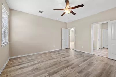 13823 Double Branch Lane, Houston, TX 77047 - Photo 17
