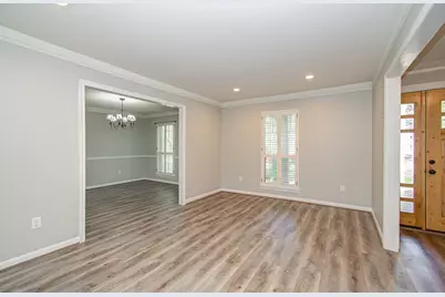 10715 Candlewood Drive, Houston, TX 77042 - Photo 9