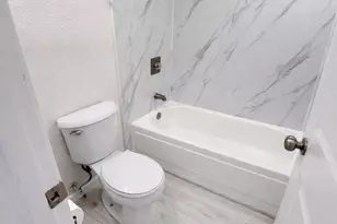 2800 Jeanetta St, Houston, TX 77063 - Photo 9