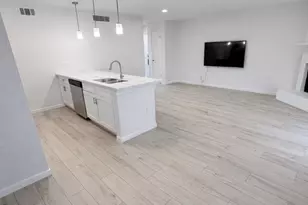 2800 Jeanetta St, Houston, TX 77063 - Photo 3