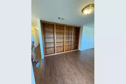 10941 Rosewood Court, La Porte, TX 77571 - Photo 3