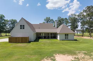 829 Jr Phillips Rd, Livingston, TX 77351 - Photo 5