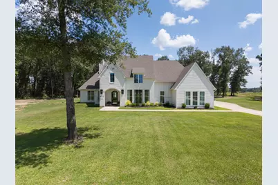 829 Jr Phillips Road, Livingston, TX 77351 - Photo 1