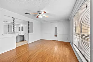 6327 Lynkat Ln, Houston, TX 77083 - Photo 15